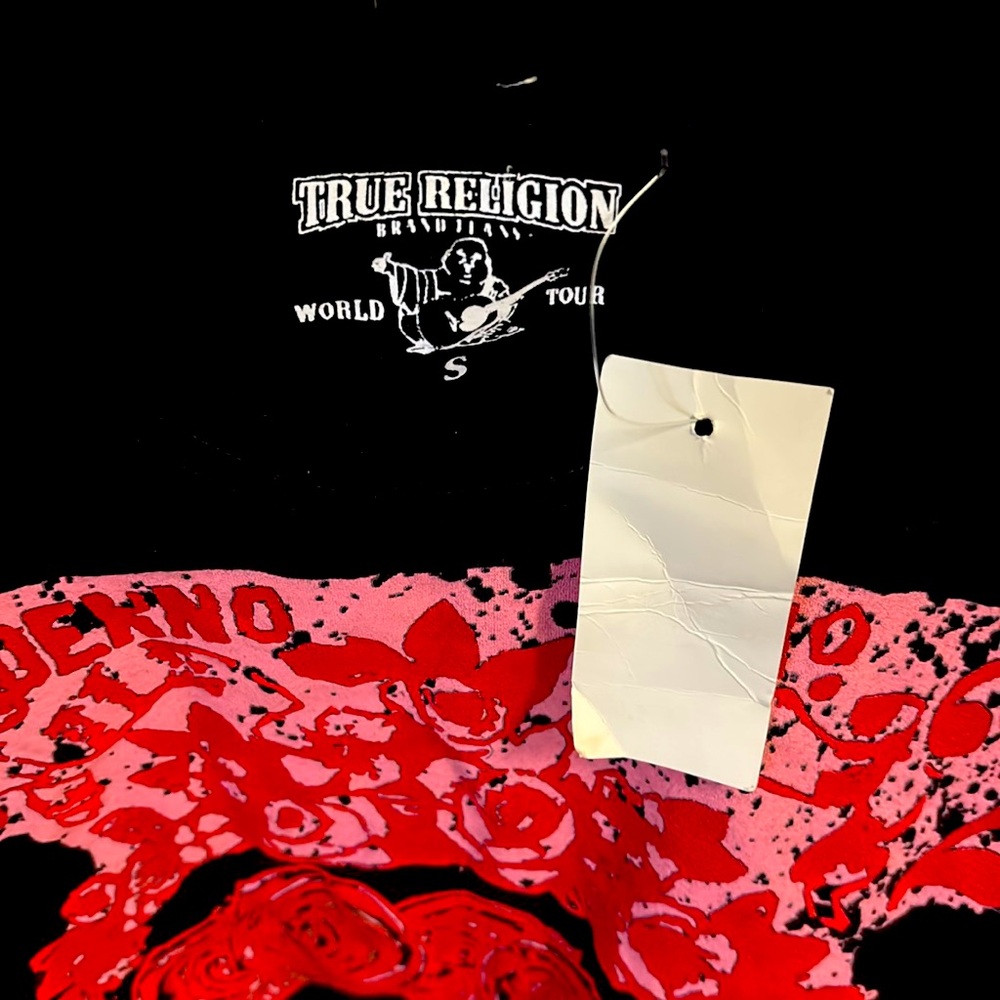 True Religion Women's Black and Red Graphic Tee - Picture 6 of 7